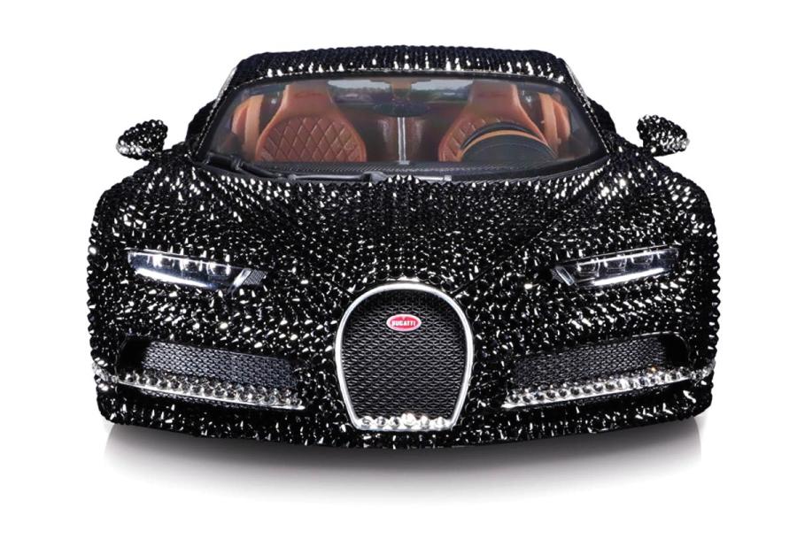  Bugatti Chiron Scale Model by Bburago 2019 года  (фото 3 из 3)